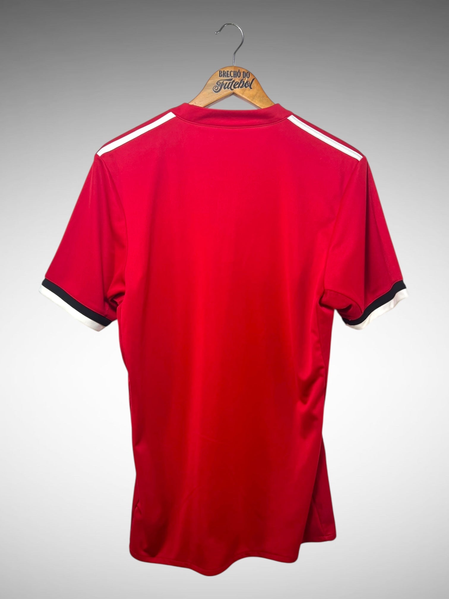 Manchester United 2017 Primeira Camisa Tam M.