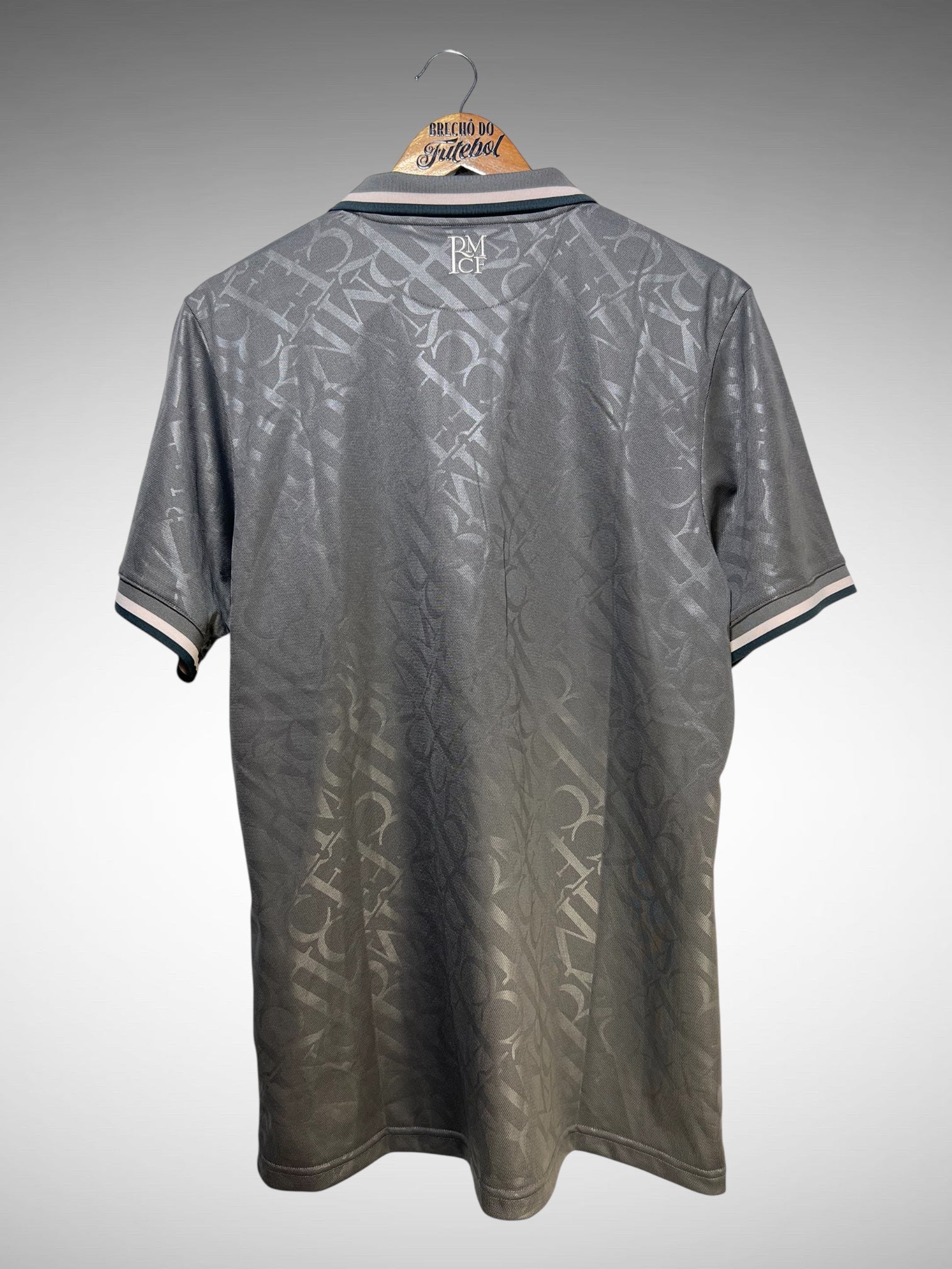 Real Madrid 2024 Terceira Camisa Tam G.