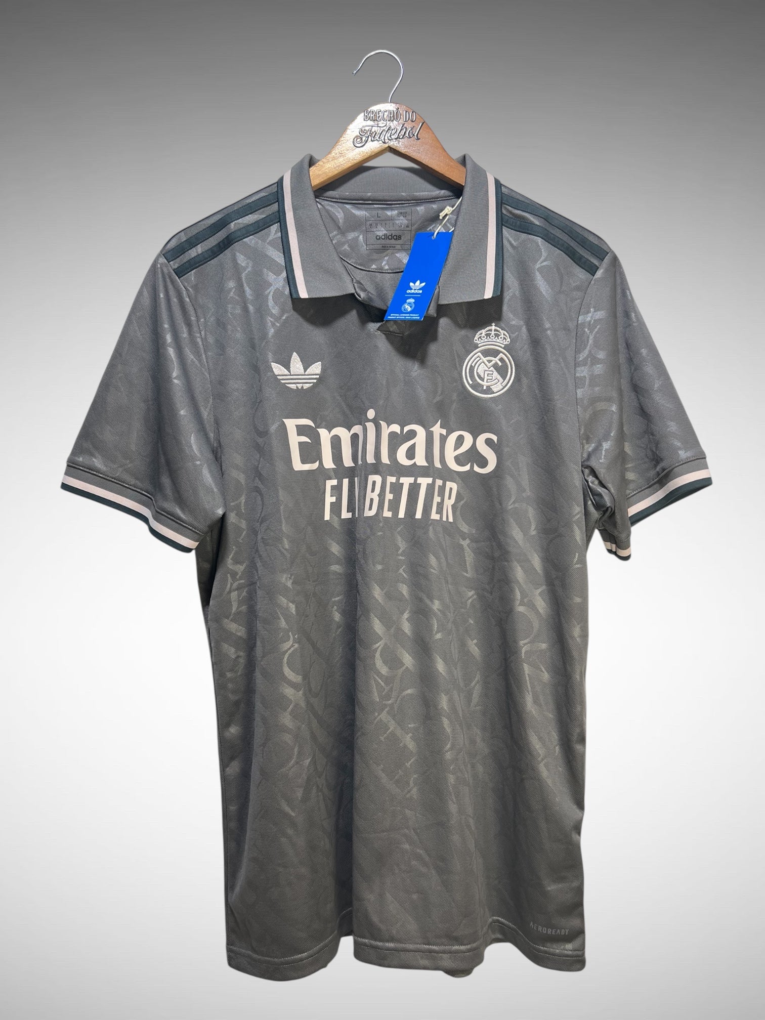 Real Madrid 2024 Terceira Camisa Tam G.