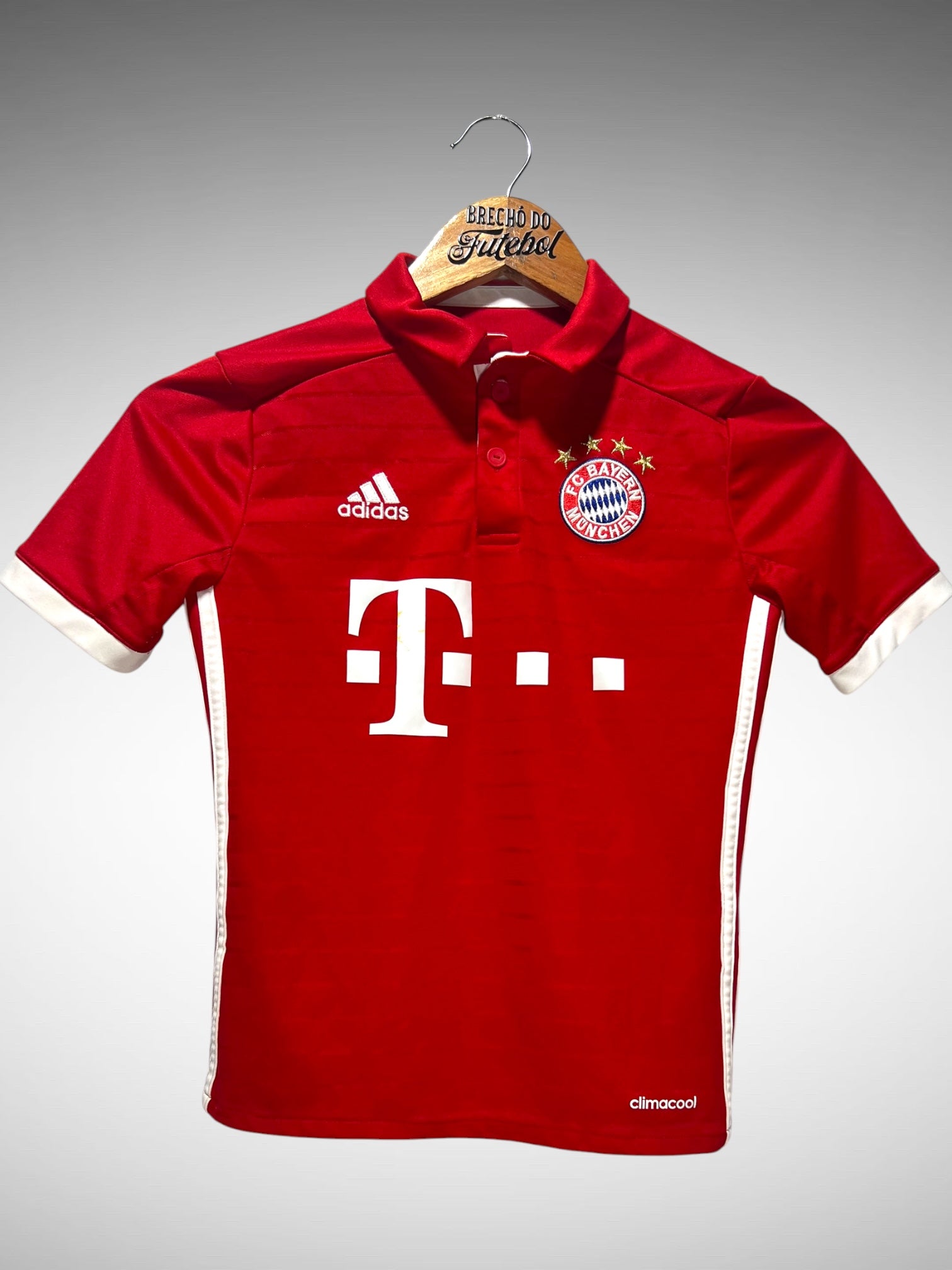 Bayern de Munique 2016 Primeira Camisa Tam 10 anos Infantil.