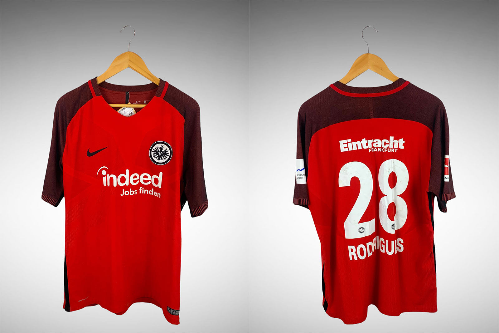 Eintracht Frankfurt 2017 Primeira Camisa Tam Gg N# 28 Rodrigues.