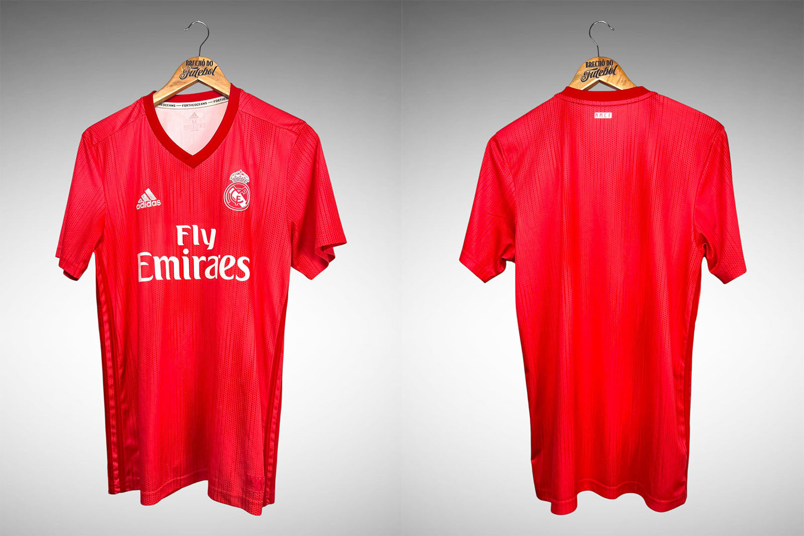 Real Madrid 2018 Terceira Camisa Tam M.