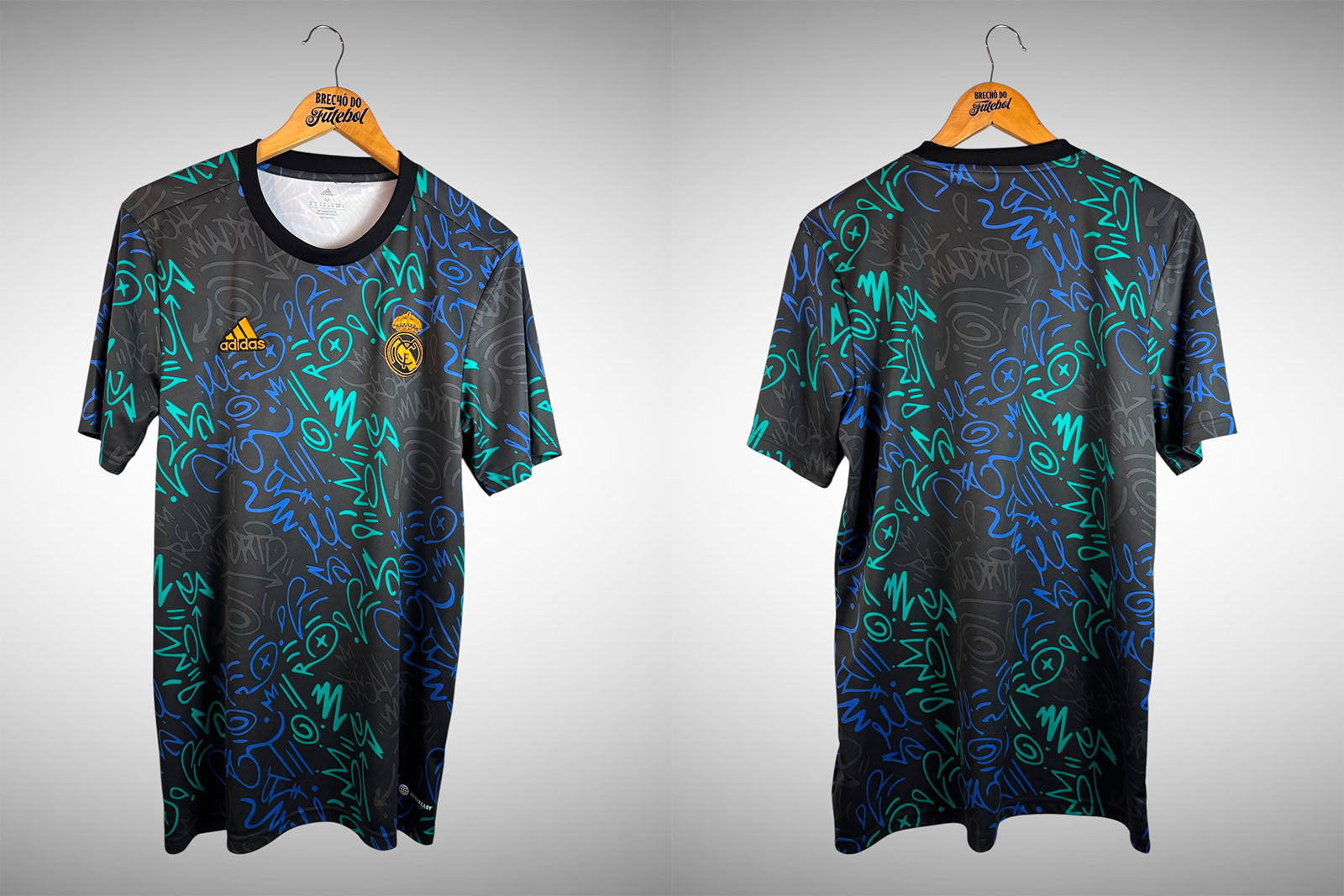 Real Madrid 2021 Camisa de Aquecimento Tam M.