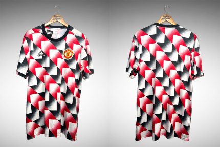 Manchester United 2022 Camisa de Aquecimento Tam GG.