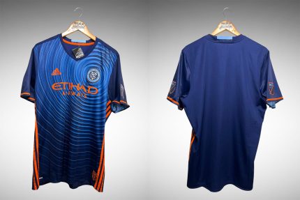 New York City 2016  Segunda Camisa Tam GG.