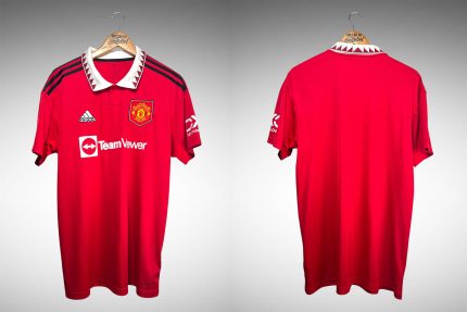 Manchester United 2022 Primeira Camisa Tam G.
