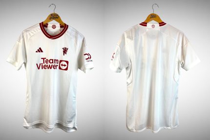 Manchester United 2023 Terceira Camisa Tam M.