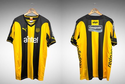 Peñarol 2014 Primeira Camisa Tam GG .