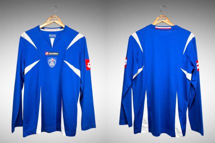 Sérvia e Montenegro 2006 Primeira Camisa Tam G Mangas Longas.