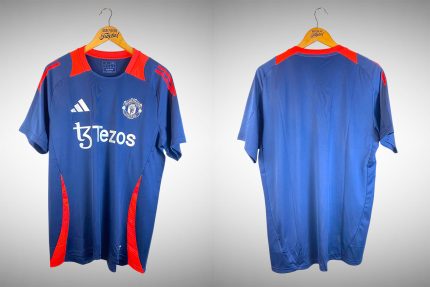 Manchester United 2024 Camisa de Treino Tam G.