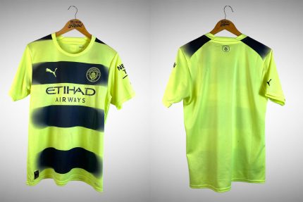 Manchester City 2022 Terceira Camisa Tam M.