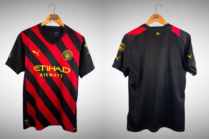 Manchester City 2022 Segunda Camisa Tam M.