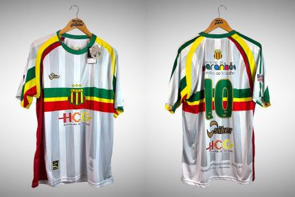 Sampaio Corrêa 2010 Segunda Camisa Tam GG Nº 10.