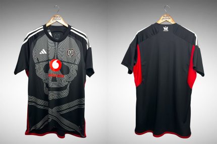 Orlando Pirates 2023 Primeira Camisa Tam GG.