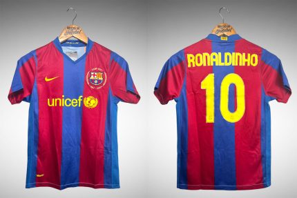 Barcelona 2007 Primeira Camisa Tam M Infantil Nº 10 Ronaldinho.