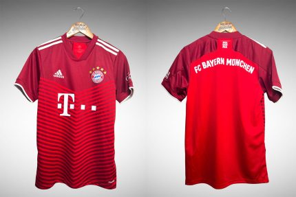 Bayern de Munique 2021 Primeira Camisa Tam P.