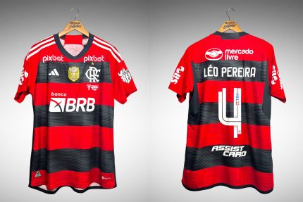 Flamengo 2023 Primeira Camisa Tam G Nº 4 Léo Pereira.
