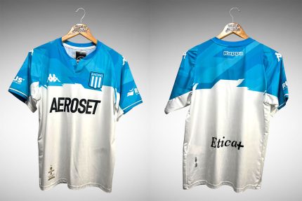 Racing 2022 Terceira Camisa Tam M.