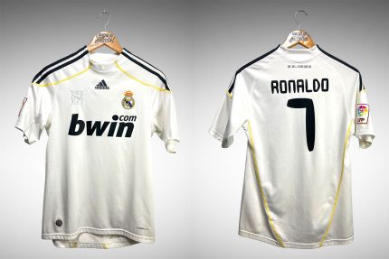 Real Madrid 2009 Primeira Camisa Tam P Nº 7 Ronaldo.